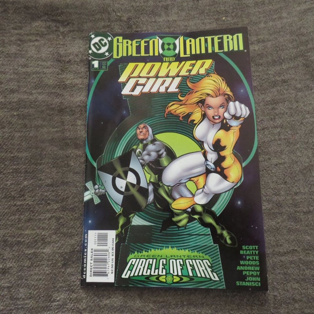 VINTAGE 2000 DC Comics one-shot comic book, specifically Green Lantern/Power Gir
